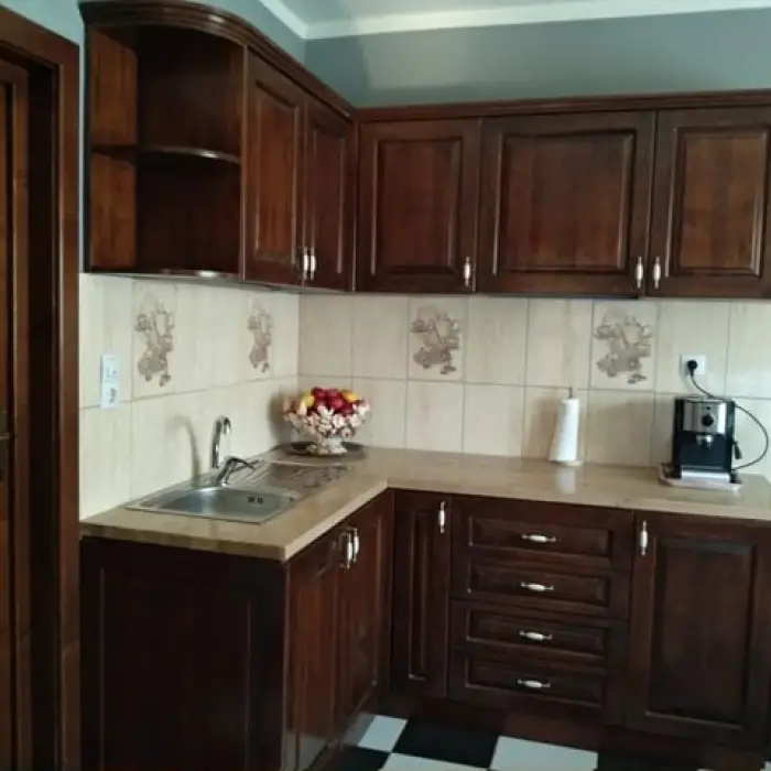 Mobila de bucatarie din lemn masiv MOBILFAN