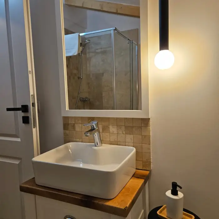 Mobilier de baie din lemn masiv MOBILFAN